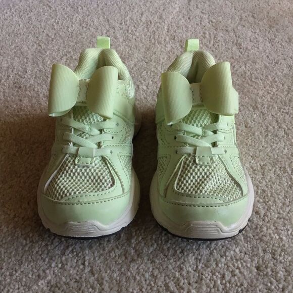 Zara Girl’s Toddler Light Green Sneakers with Bow - Picture 1 of 9